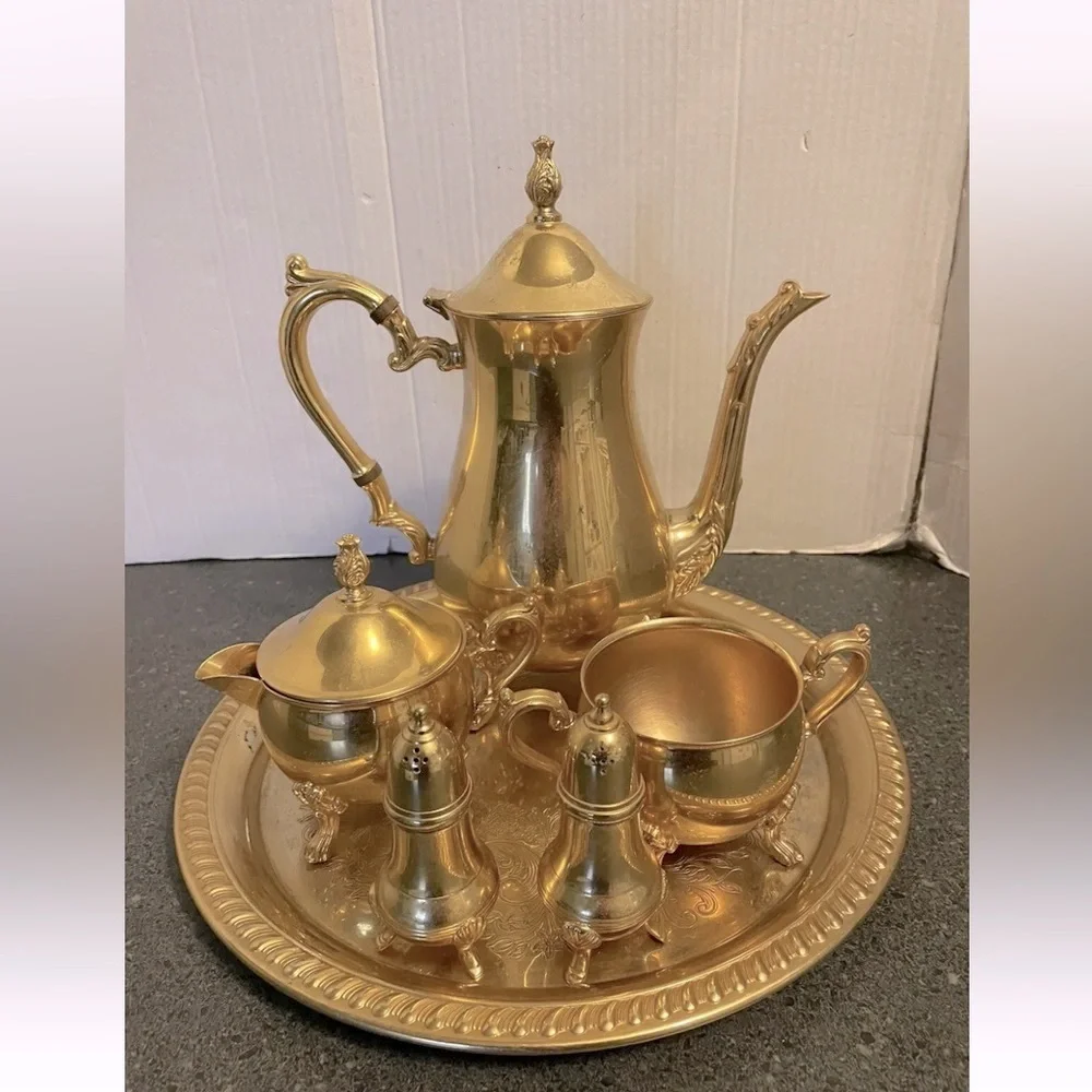 F B Rogers Silver Co 2395 Trade Mark 1883  Coffee/ Tea Pot